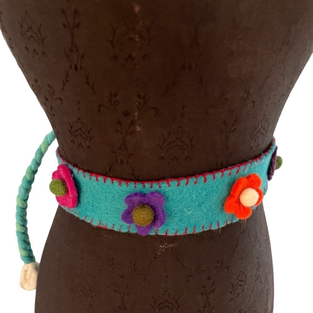 NWT Nepal Prism Felted Wool Tie Belt Dimensional Flowers XL